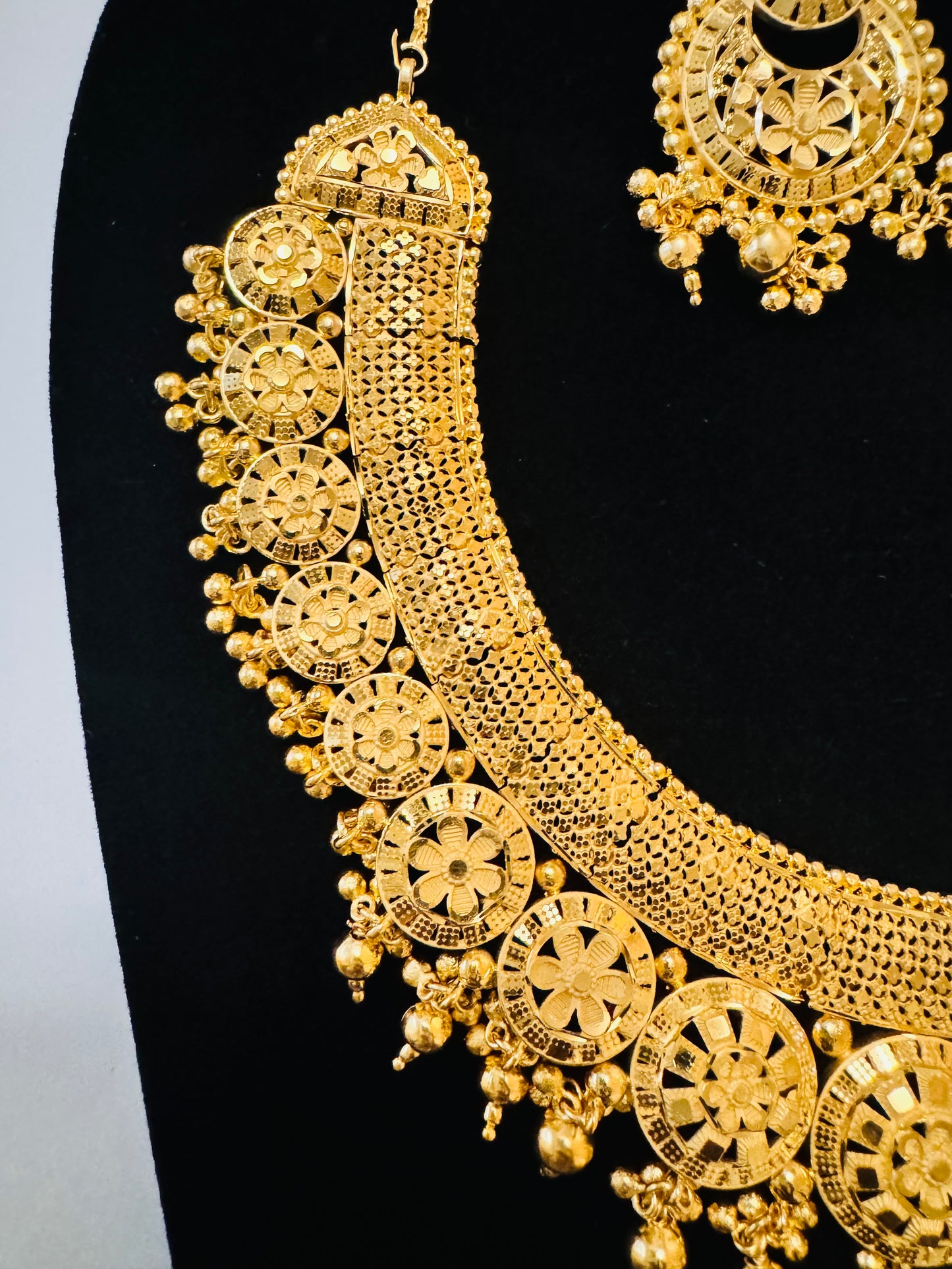 Simple gold plated set