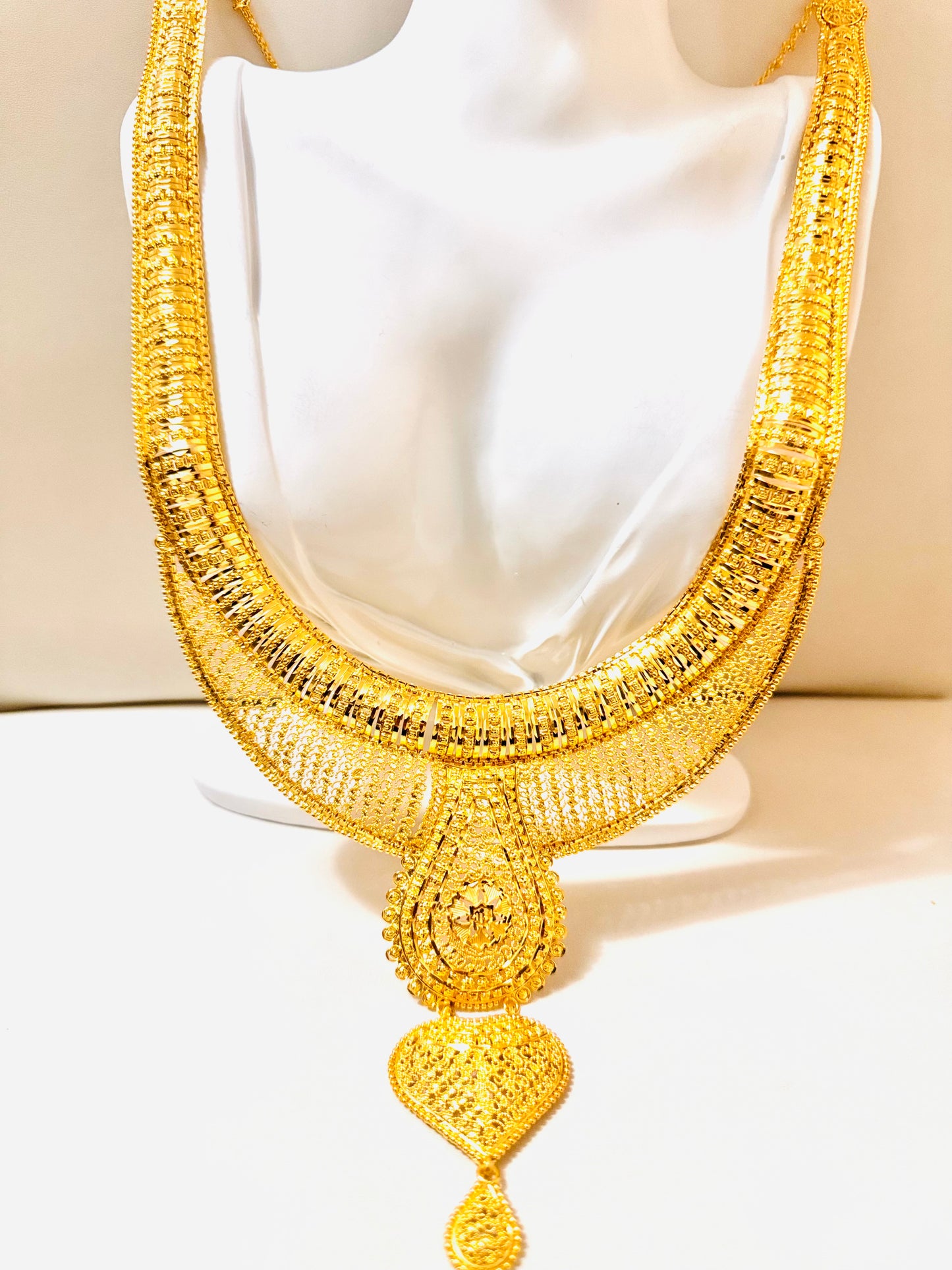 10gram gold plated necklace