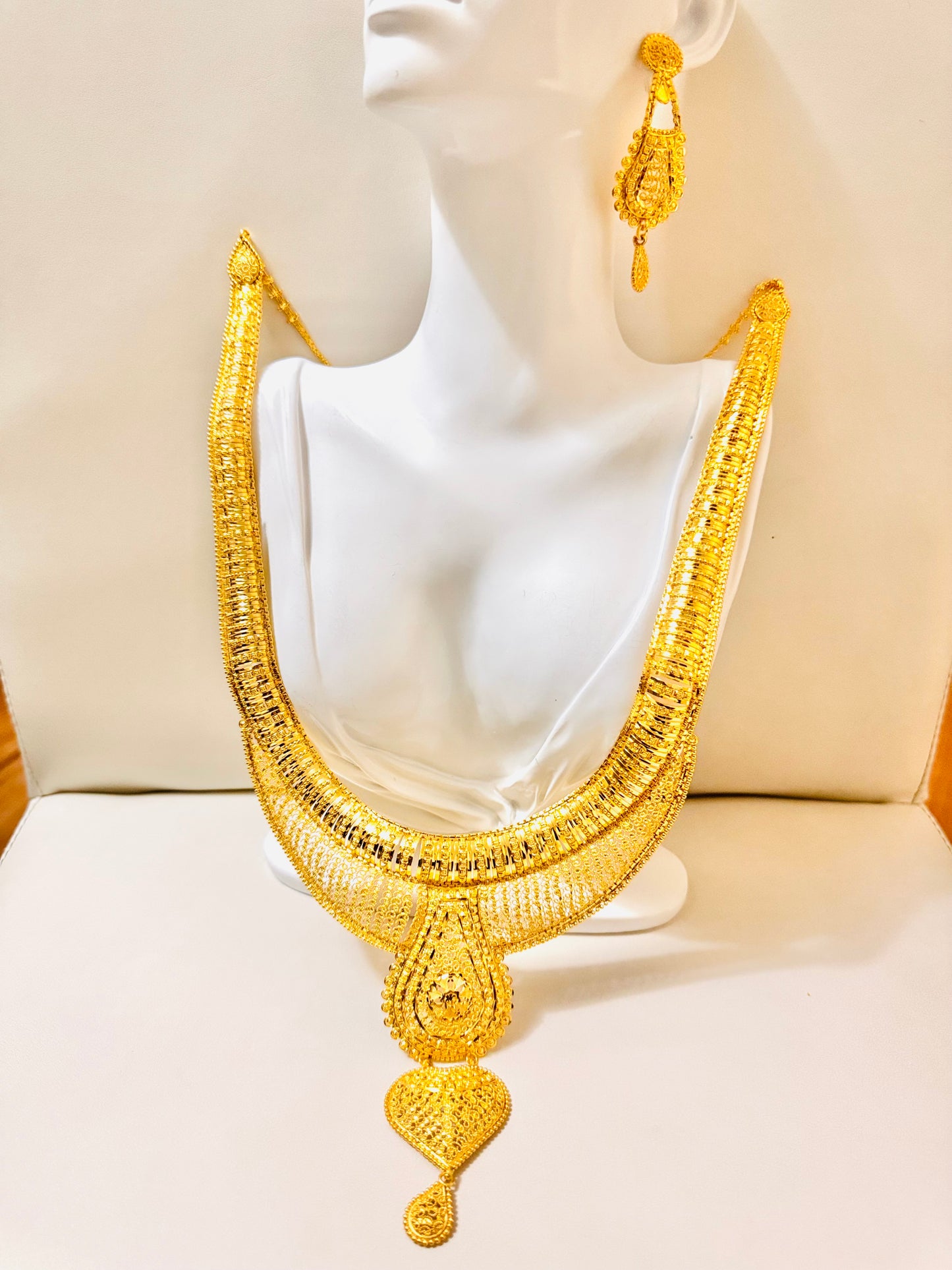 10gram gold plated necklace