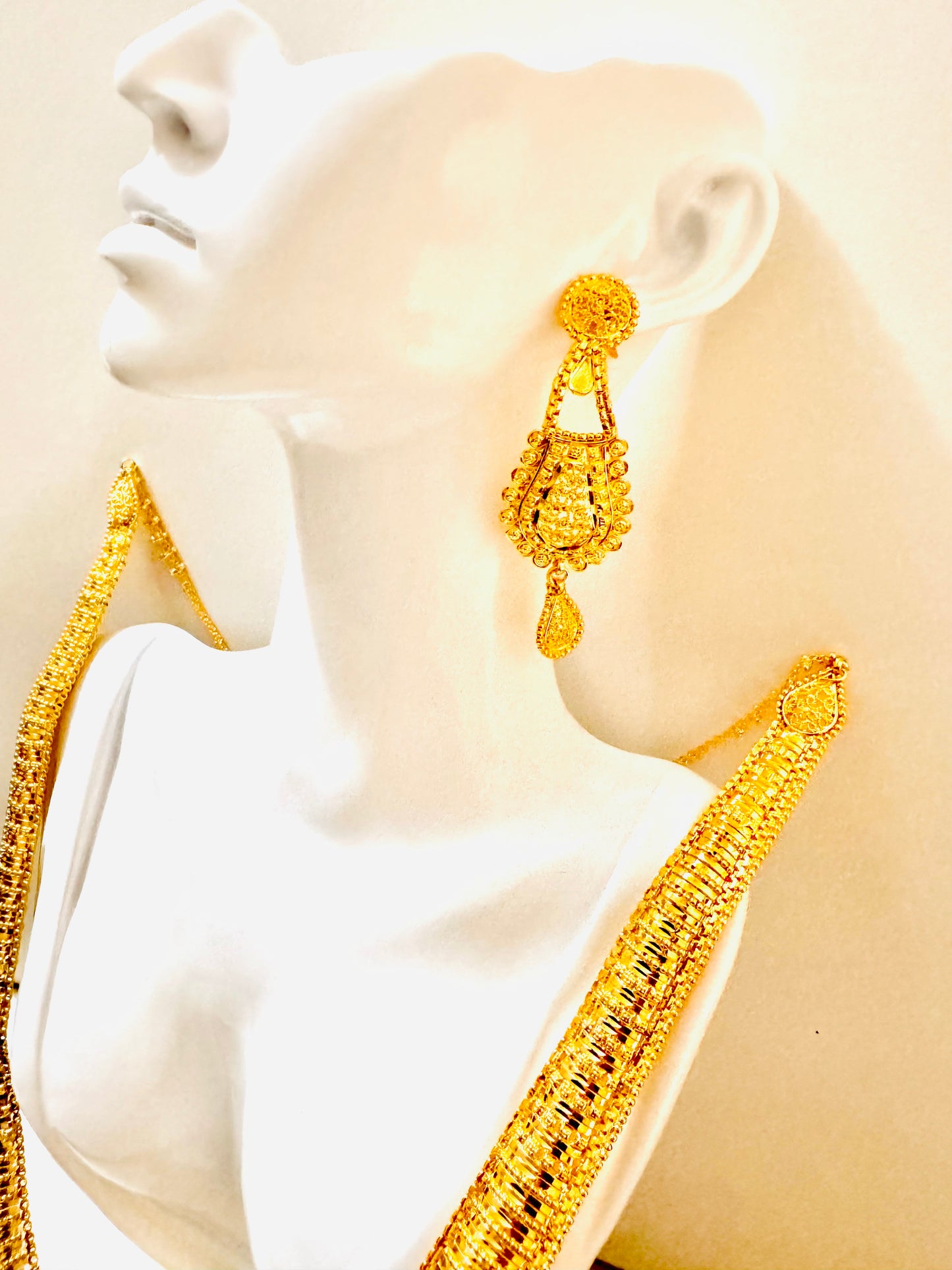 10gram gold plated necklace